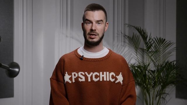 BAD NEWS #17 | Приклеенный скотчем банан продали. Будка для ?