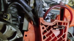 диагностика бензопилы Хускварна, проверка герметично