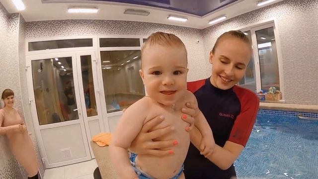 Грудничковое плавание в Ульяновске | АкваДар (май 2022) #09 смотреть онлайн