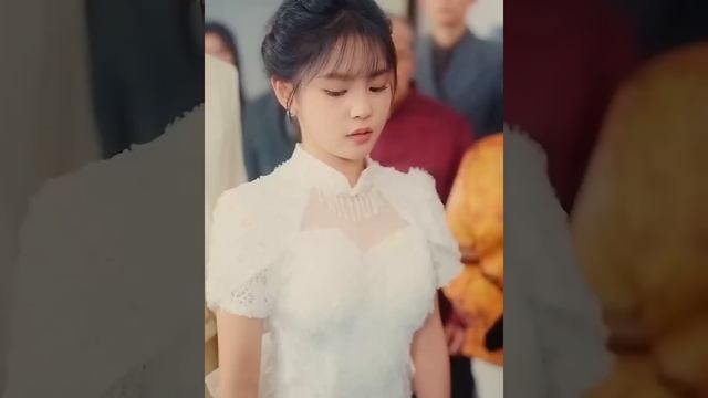 Бедная девушка, которую презирали, оказалась тайной а? смотреть онлайн