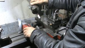 Кронштейн для крепления шлифмашинки в резцедеожатель