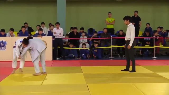 2013-2014 ж.т. жасөспірімдер арасында "Astana Judo League" жарысы смотреть онлайн