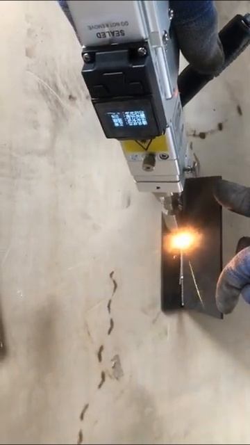 Ручная лазерная сварка смотреть онлайн