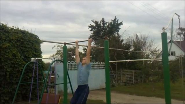 Pavel Penkov на турнике