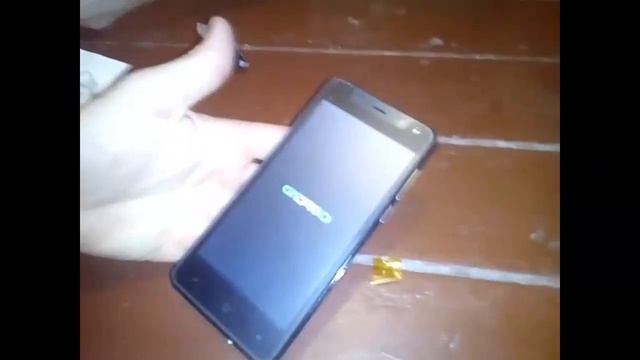 Открываю 2 поссылки телефон Xgody M20 и наушники. Стоит пок смотреть онлайн