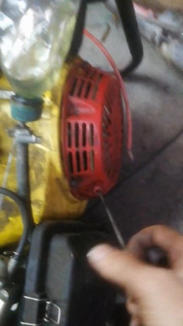 Замена карбюратор и свеча 👍 смотреть онлайн