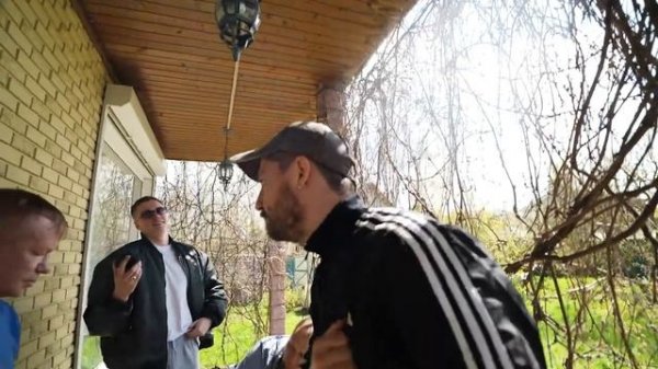 Выкапывал трупы и кормил этим учеников. Школьный УЧИТЕЛЬ - МАНЬЯК и ТРУПАЕД! Поймали его когда...