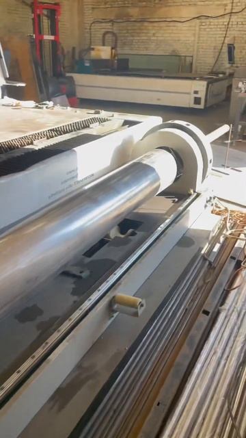 Лазерная резка трубы большие размеры 323.9 мм принимаем смотреть онлайн