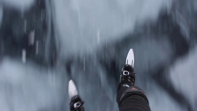 Лед под коньками смотреть онлайн