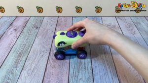 Игрушка Машинка с шестеренками и свистком инерционна?