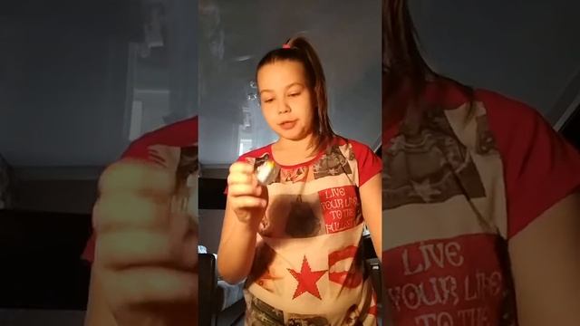 Открываю шарик LQL подделка