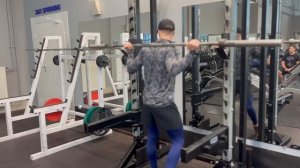 Присед со штангой, почему его делать НЕ НУЖНО!!!