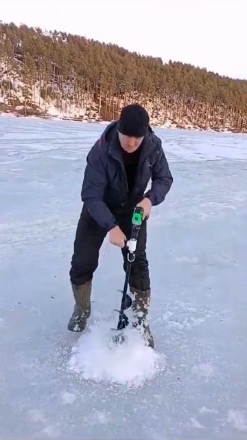 тестирую шуруповерт zitrek green impact 18v #рыбалка #зимняяловл смотреть онлайн