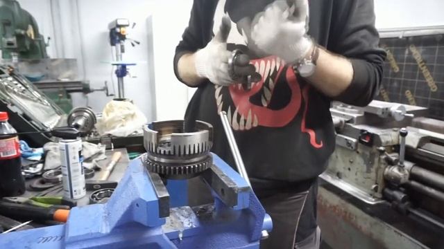 Ремонт фрикционной муфты.