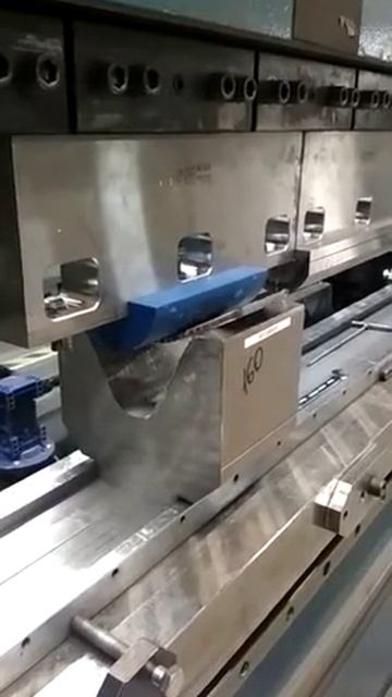 Пуансон. Гнём бронесталь 8 мм. смотреть онлайн