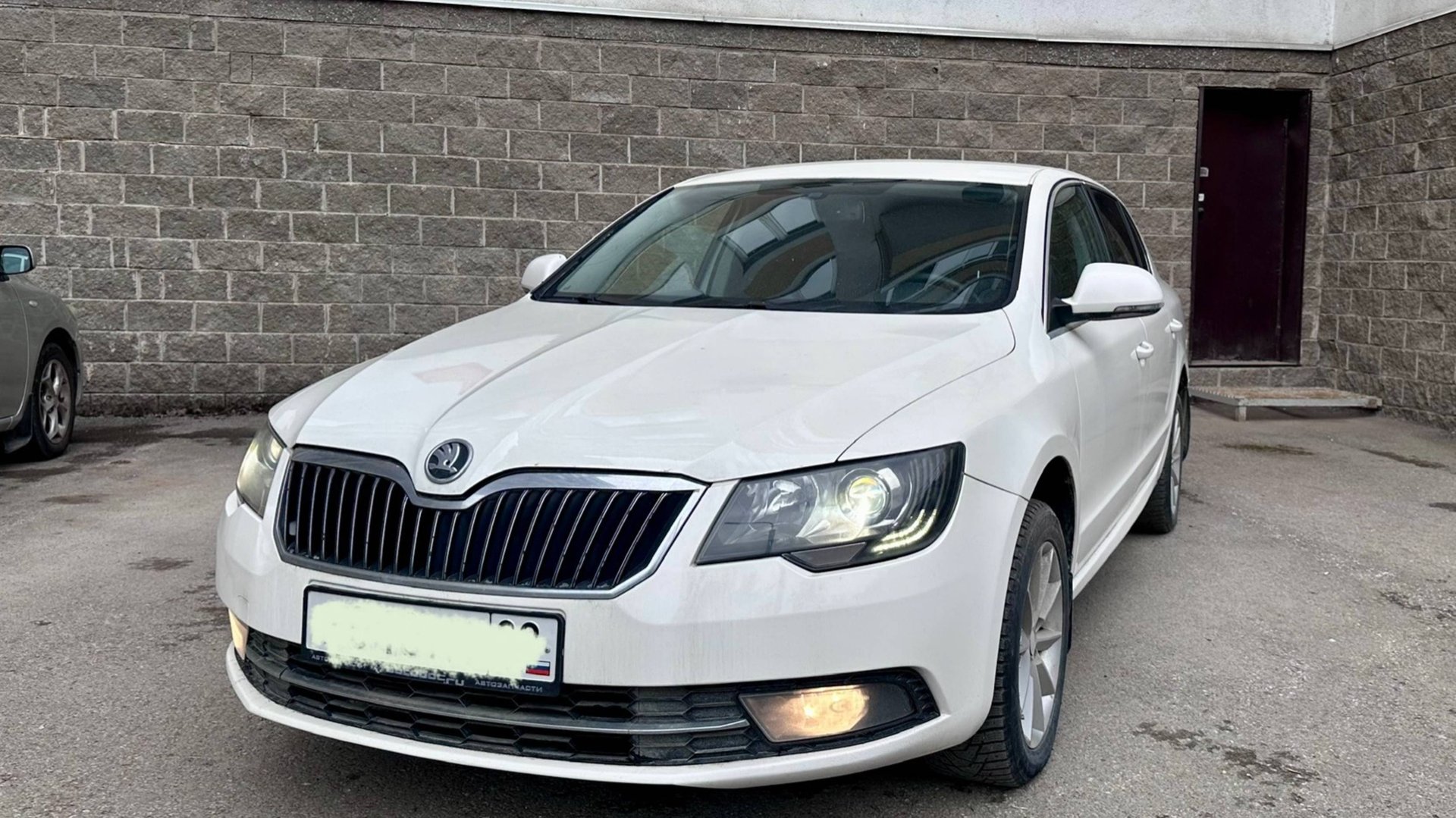 SKODA SUPERB Год выпуска: 2013