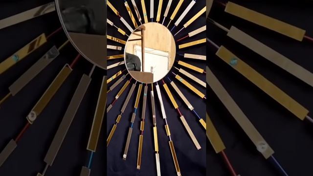 Зеркало Солнце с подсветкой.