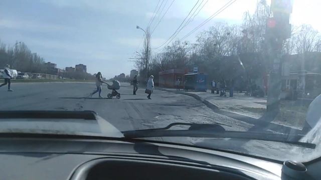 Курьер Водитель/ 7 часов на линии в Яндекс Еде в регион? смотреть онлайн