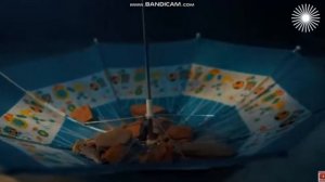 Деньги Советские ровными пачками с полок смотрели на ?