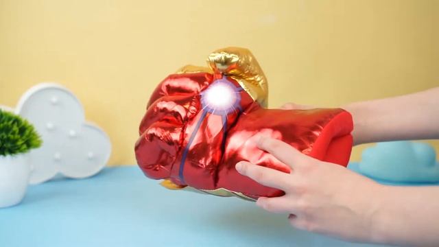 Боксерская перчатка "Супергерои" Железный человек смотреть онлайн