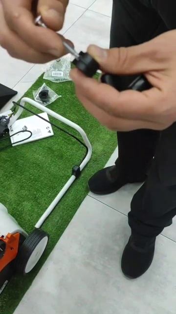 Аератор-скарифікатор STIHL RLE 240 в магазині ТЕХНОЦЕНТР м. смотреть онлайн