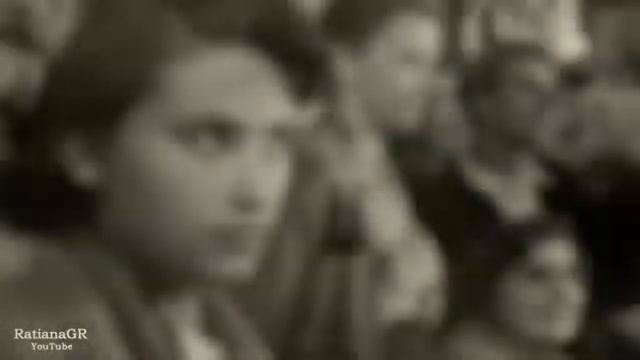 ОГНЕЙ ТАК МНОГО ЗОЛОТЫХ песня из к ф Дело было в Пень смотреть онлайн