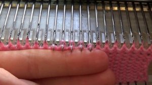 ПЛАНКА С ПЕТЛЁЙ ДЛЯ ПУГОВИЦЫ на любой вязальной машин?