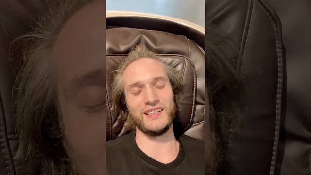 МАССАЖНОЕ КРЕСЛО ДЕЛАЕТ МНЕ ХОРОШО