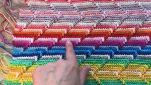 Узор из остатков пряжи для пледа или коврика