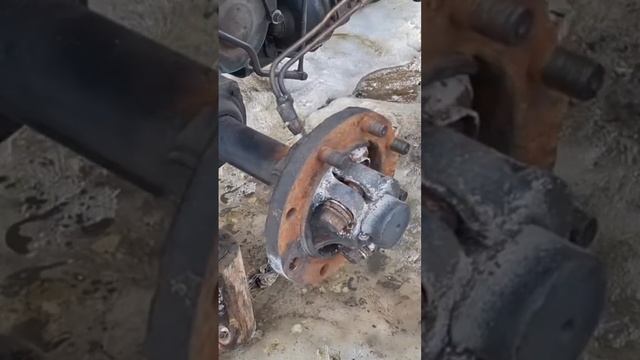 Как снять ступицу на МТЗ? смотреть онлайн