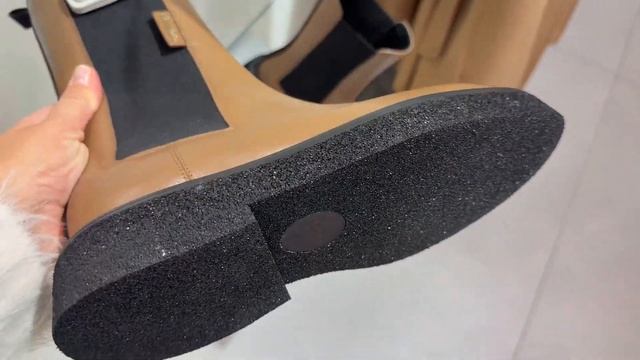 АУТЛЕТ MAX MARA МОДНАЯ ОБУВЬ ОСЕНЬ ЗИМА 2024