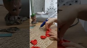 Роза из атласной ленты, шириной 5см(часть первая-бутон)