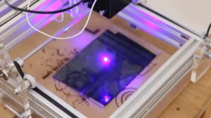 Лазерная гравировка на стекле с помощью 8Вт лазера