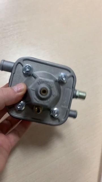 Газовый редуктор 4-го поколения #auto #lpg #shorts #ukrainian #kharkov смотреть онлайн