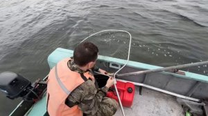 Рыбалка озеро Светлое Тобольск. Рыбалка, окунь, щука.