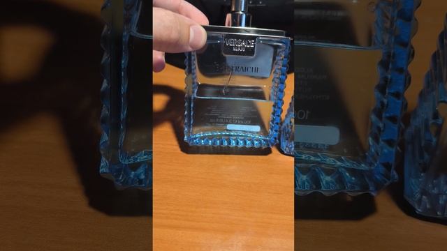 Как отличить Оригинал от Копии Versace man eau Fraiche #духи #пар? смотреть онлайн