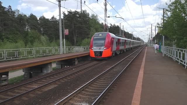 Электропоезд ЭС1П-021 (ТЧ-96), скоростной поезд "Ласточка" №717Г/718Г Нижний Новгород - Москва. смотреть онлайн