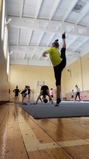 У нас очень похолодало,а какая погода у вас? смотреть онлайн