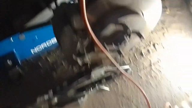 Замена передних стоек Мазда Демио 2003г. DY5W смотреть онлайн