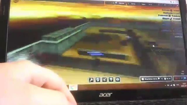 Соник играет в танки онлайн