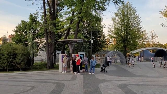 Парки аттракционов на ВДНХ. Орион и Солнце Москвы смотреть онлайн