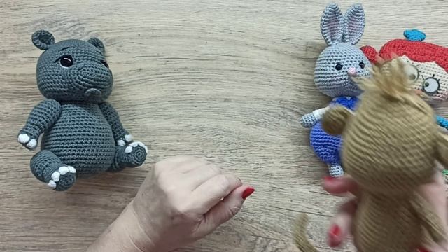 СП ВОЛШЕБНЫЙ МИР ВЯЗАНЫХ ИГРУШЕК 19 ГОТОВЫХ РАБОТ смотреть онлайн