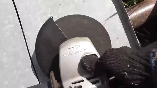 Как правильно работать с болгаркой. смотреть онлайн
