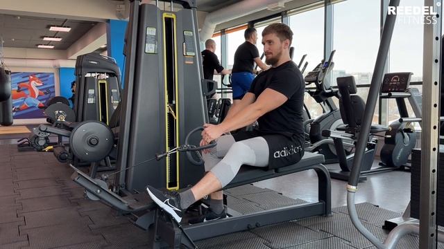 Тяга горизонтального блока одной рукой смотреть онлайн