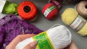 Подбираем  пряжу для вязания салфетки крючком