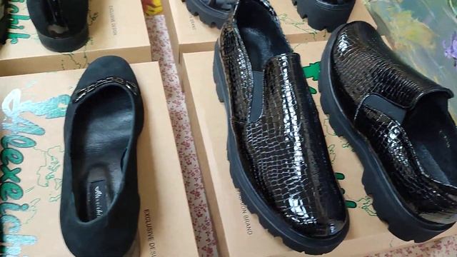 Эффектные женские ботиночки 41,42,43,44 размера из натурал смотреть онлайн