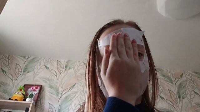 Обклеила всё лицо скотчем смотреть онлайн