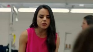 Любовь напоказ 1 серия турецкий сериал русская озвучк?