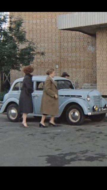 #Москва слезам не верит #Москвич400