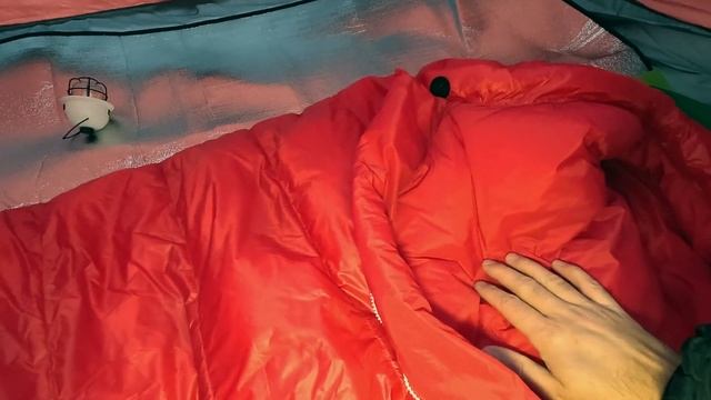 Пуховый спальный мешок Black Ice G1000